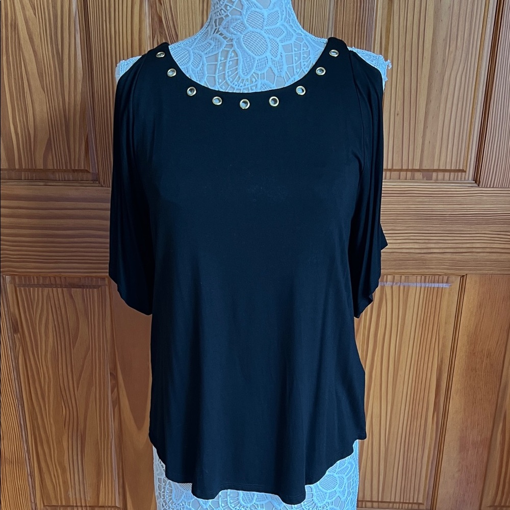 Cable & Gauge Cold Shoulder Embellished Top